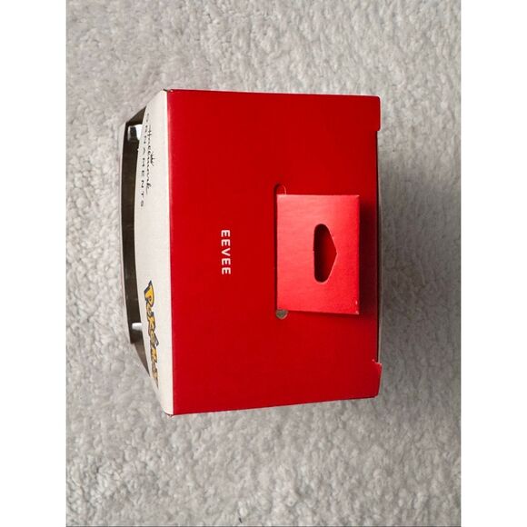 Hallmark 2022 Pokémon Eevee Christmas Ornament/NIB - Picture 5 of 6